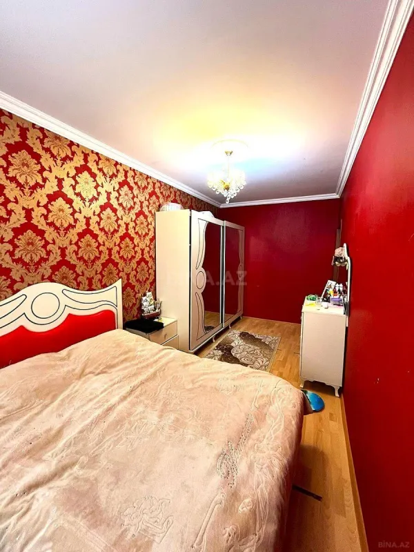 Satılır 4 otaqlı mənzil 110 m²