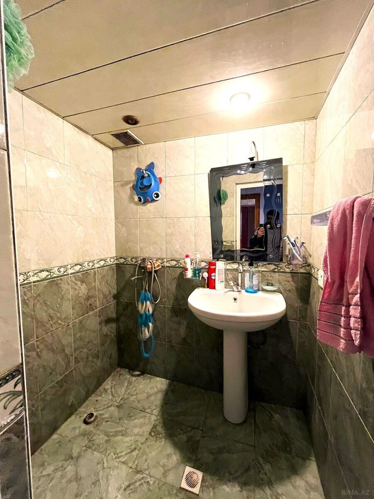 Satılır 4 otaqlı mənzil 110 m²