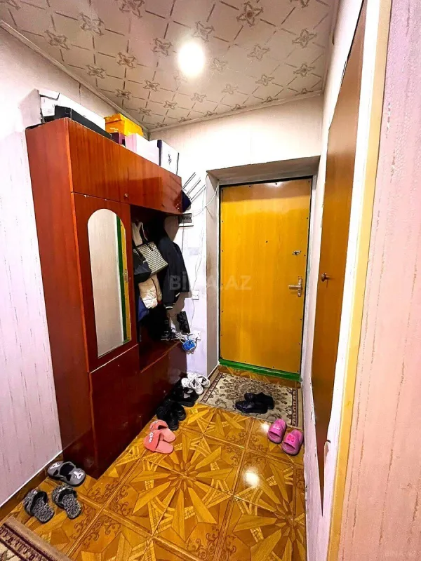 Satılır 4 otaqlı mənzil 110 m²