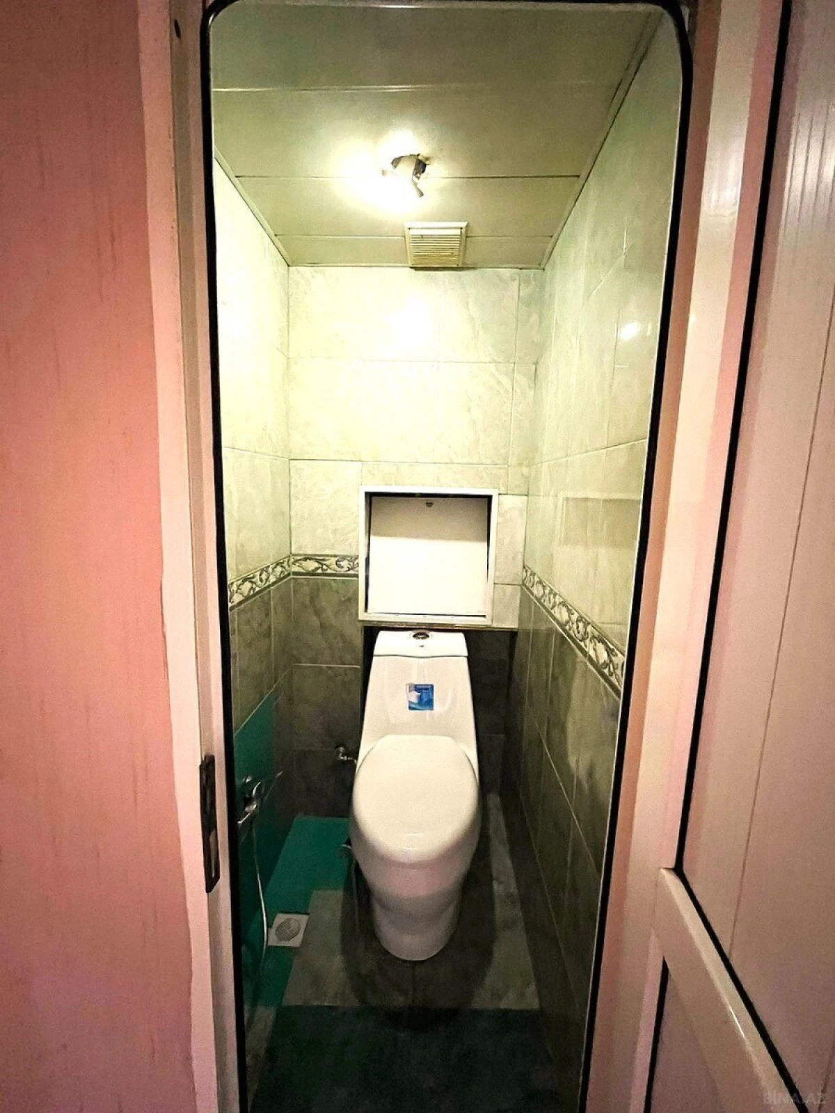 Satılır 4 otaqlı mənzil 110 m²