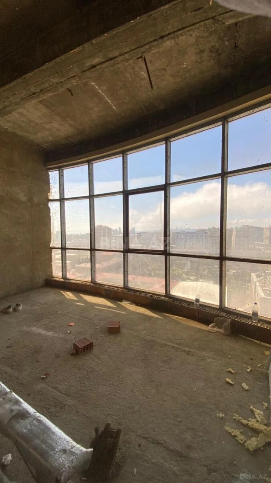 Satılır 2 otaqlı mənzil 57 m²