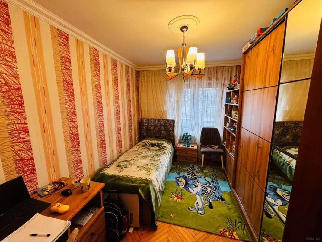 Satılır 3 otaqlı mənzil 65 m²