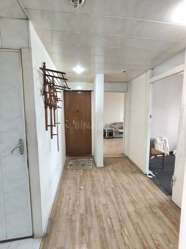 Satılır 4 otaqlı mənzil 95 m²