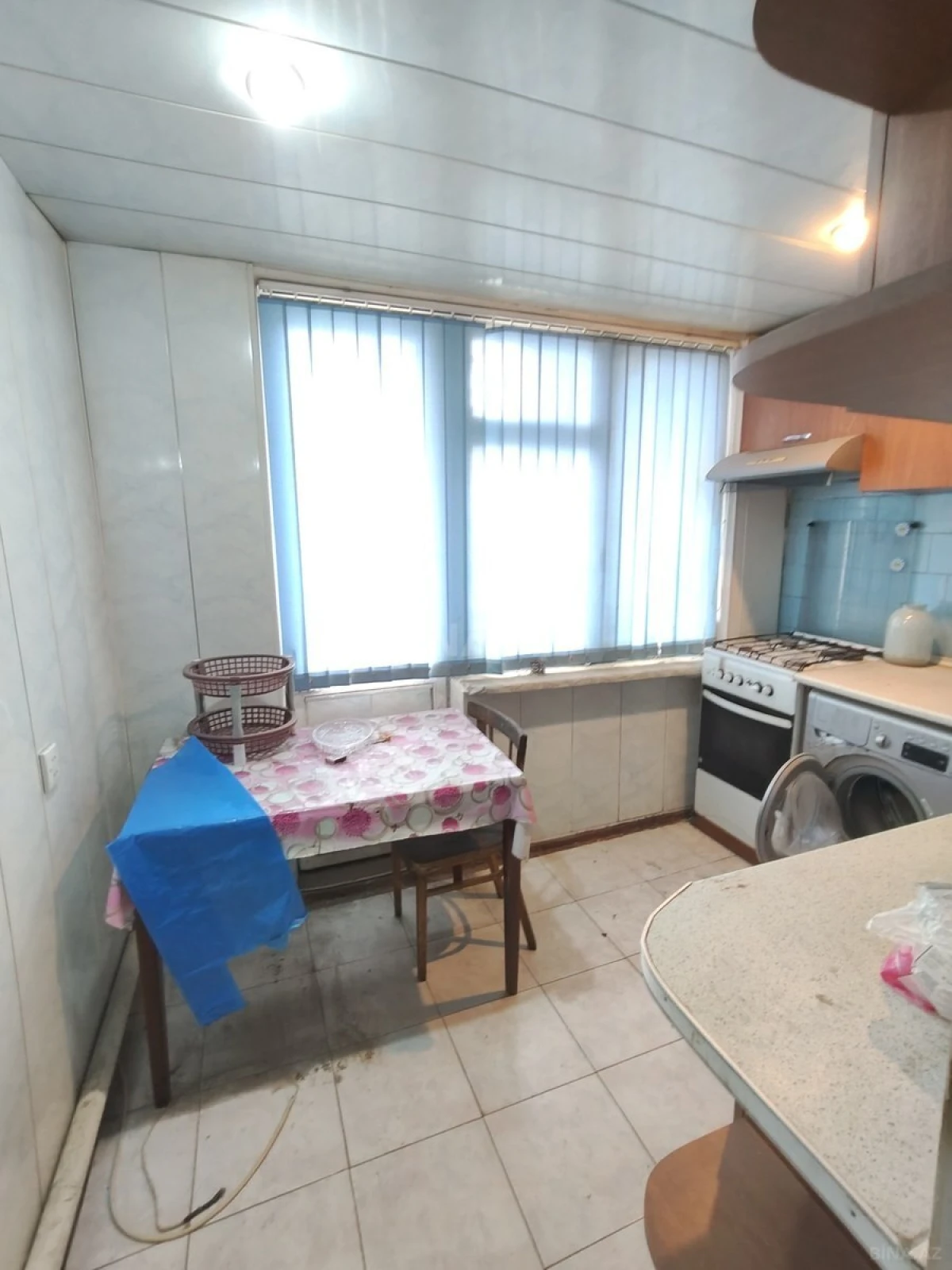 Satılır 4 otaqlı mənzil 95 m²