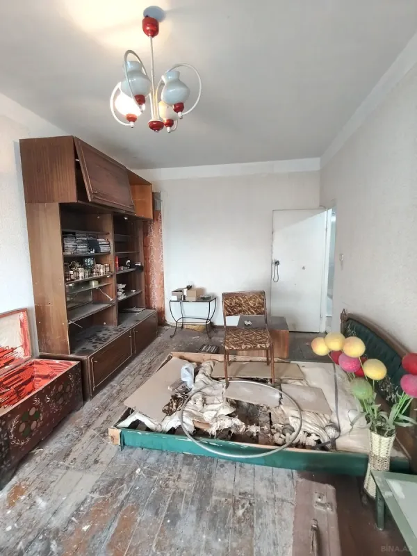 Satılır 4 otaqlı mənzil 95 m²