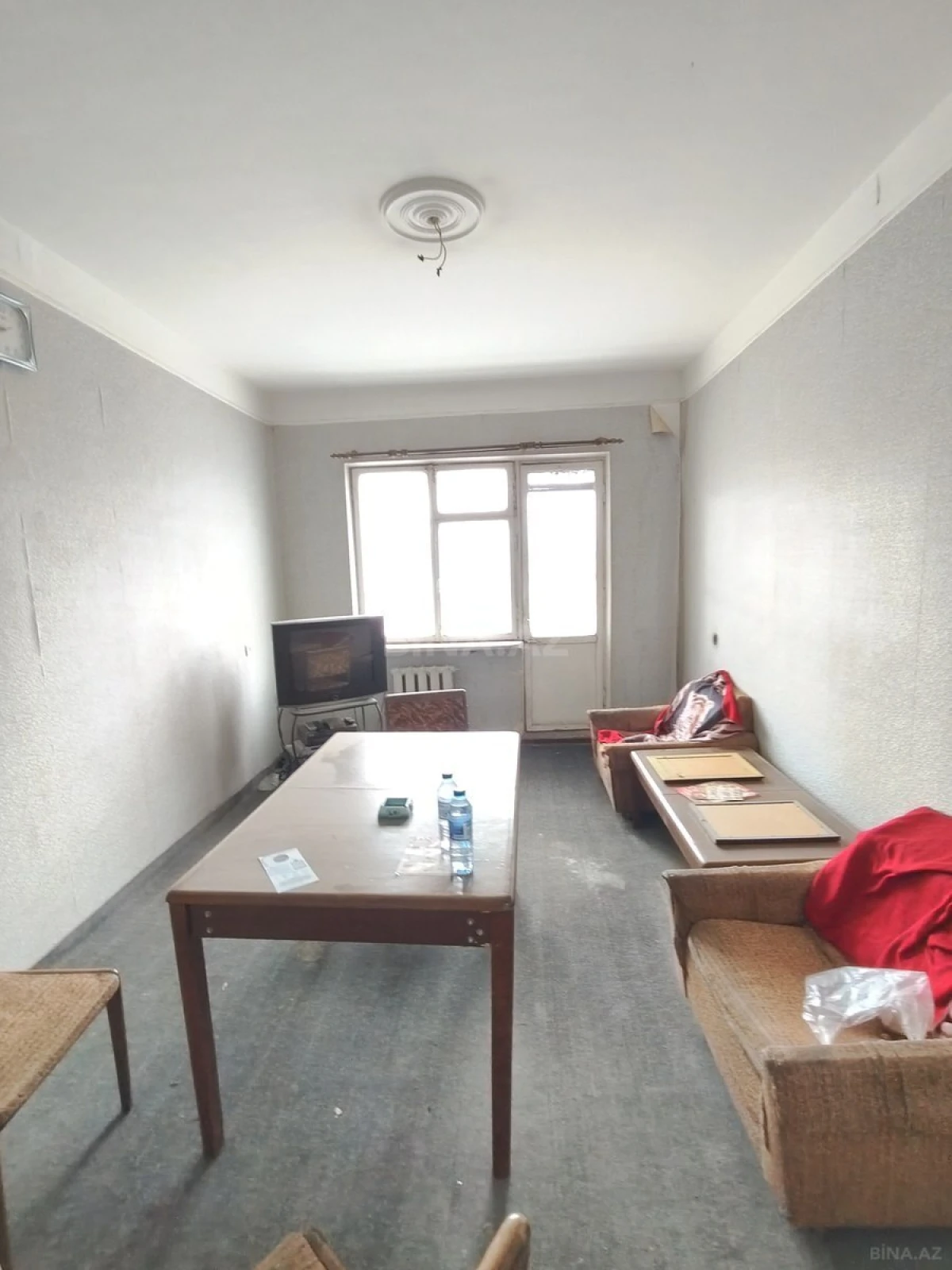 Satılır 4 otaqlı mənzil 95 m²
