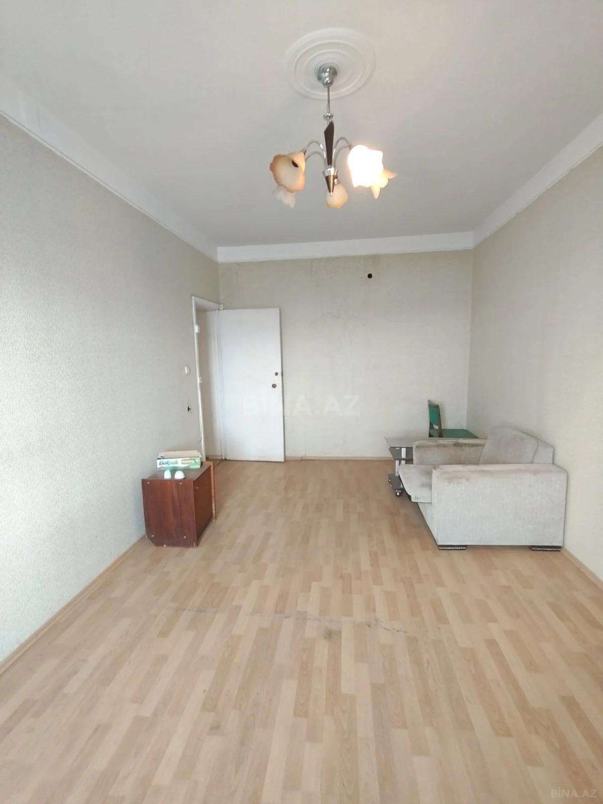 Satılır 4 otaqlı mənzil 95 m²