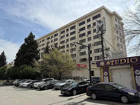 Satılır 3 otaqlı mənzil 100 m² — Bakı 3 otaq 100.00 m²