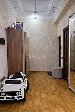Satılır 3 otaqlı mənzil 110 m²