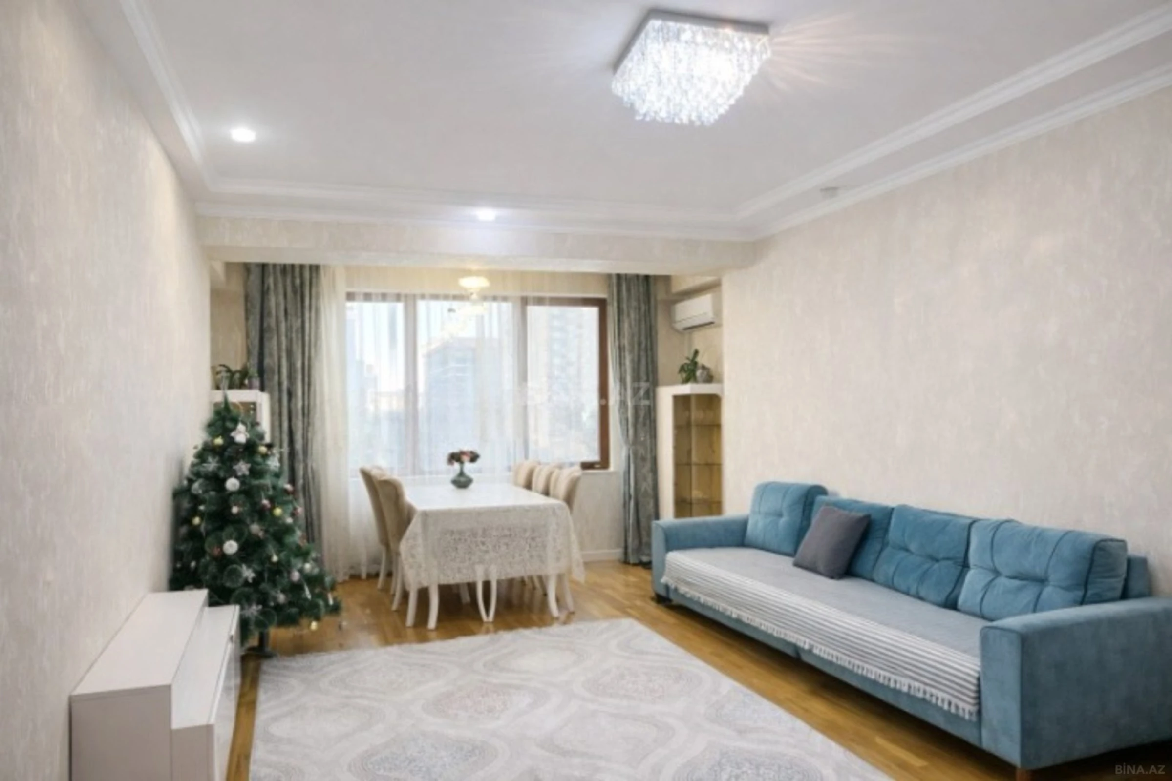 Satılır 3 otaqlı mənzil 110 m²