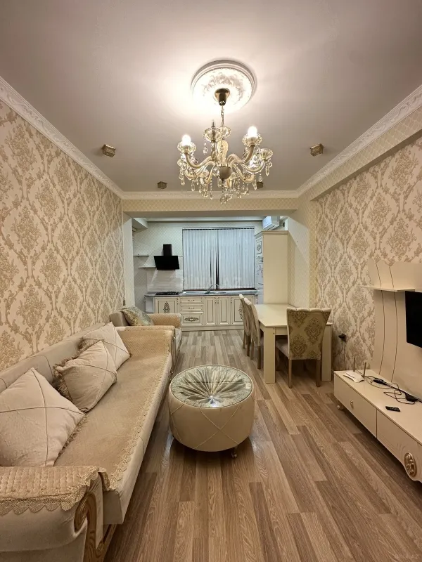 Kirayə verilir 2 otaqlı mənzil 58 m²