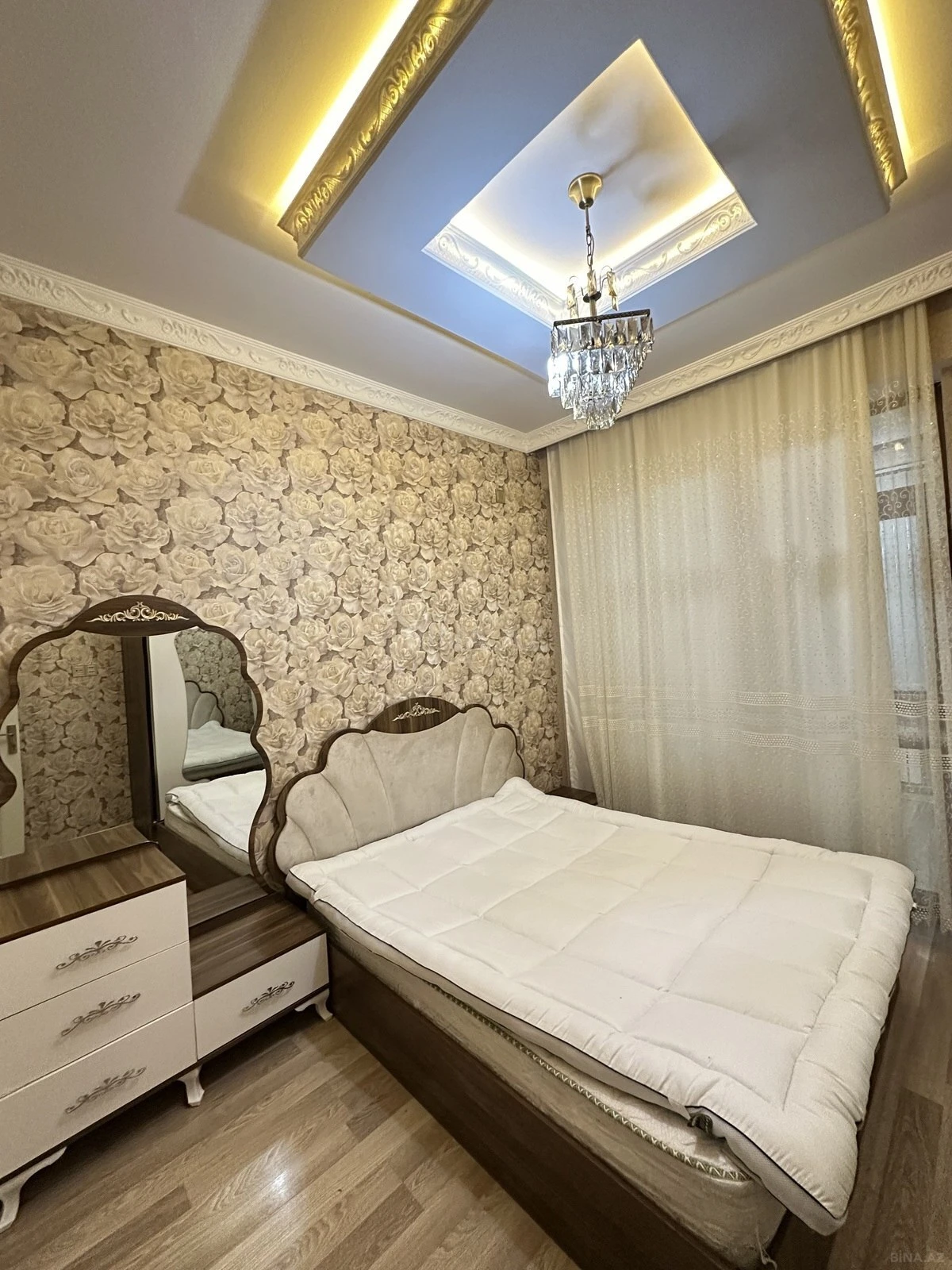 Kirayə verilir 2 otaqlı mənzil 58 m²
