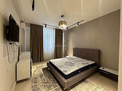 Kirayə verilir 2 otaqlı mənzil 85 m²