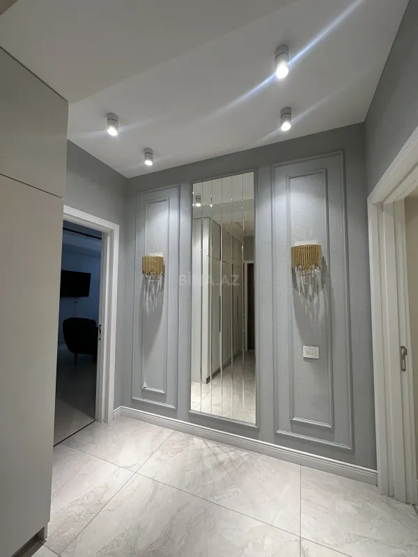 Kirayə verilir 2 otaqlı mənzil 85 m²