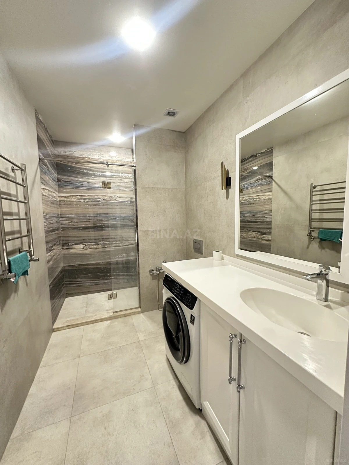 Kirayə verilir 2 otaqlı mənzil 85 m²