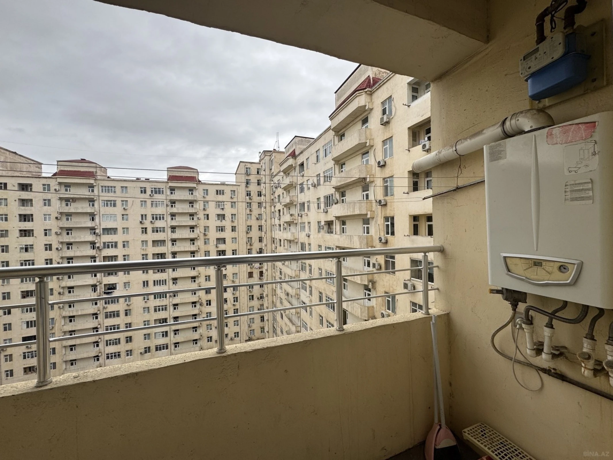 Kirayə verilir 2 otaqlı mənzil 60 m²