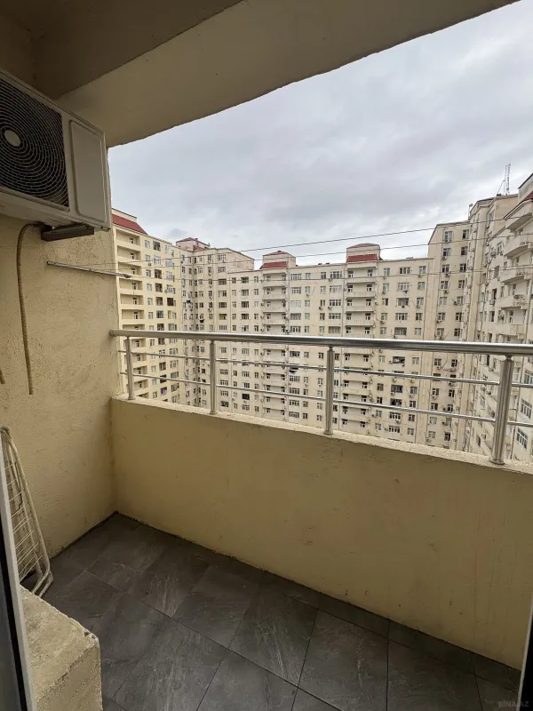 Kirayə verilir 2 otaqlı mənzil 60 m²