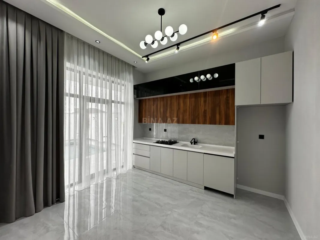 Satılır 4 otaqlı həyət evi 145 m²
