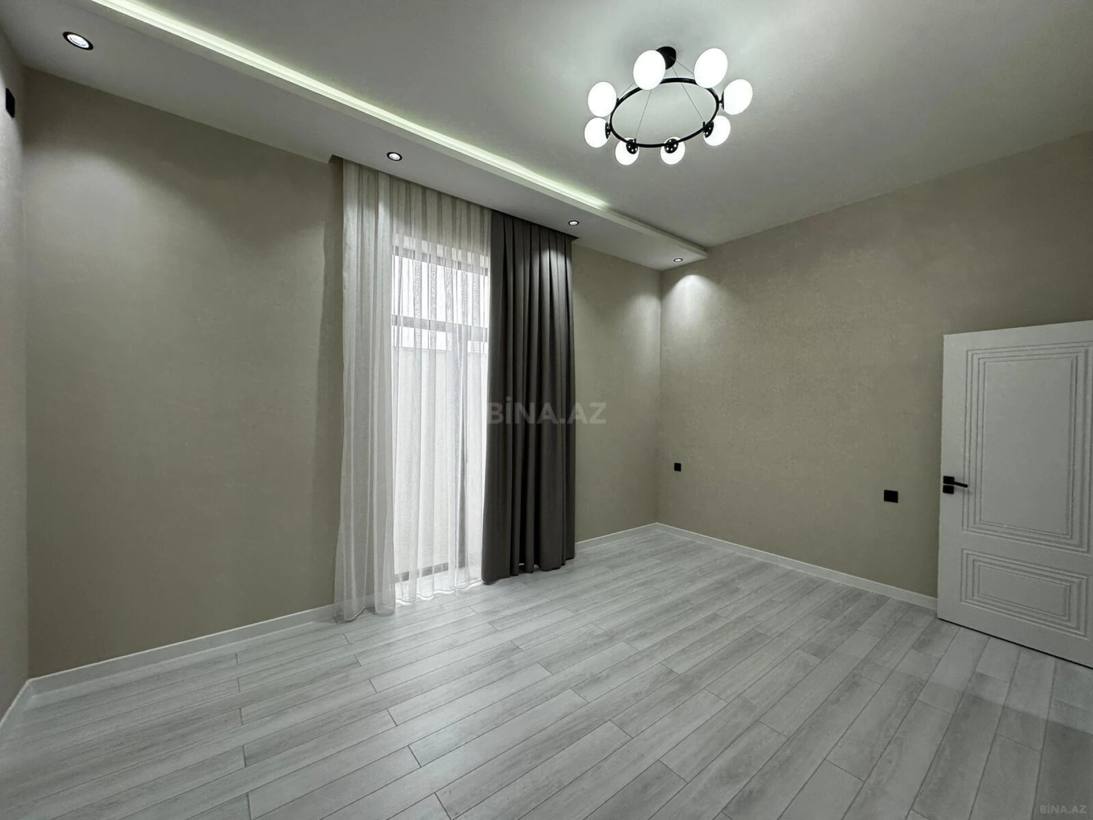 Satılır 4 otaqlı həyət evi 145 m²