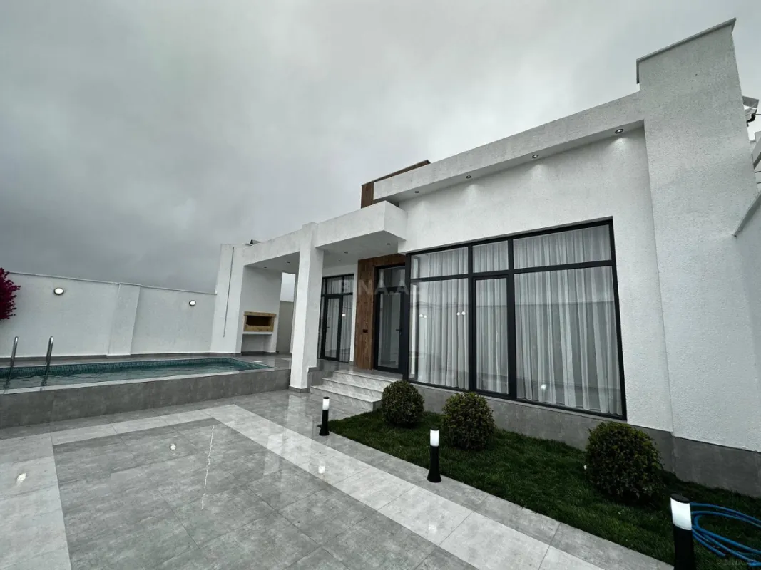 Satılır 4 otaqlı həyət evi 145 m²