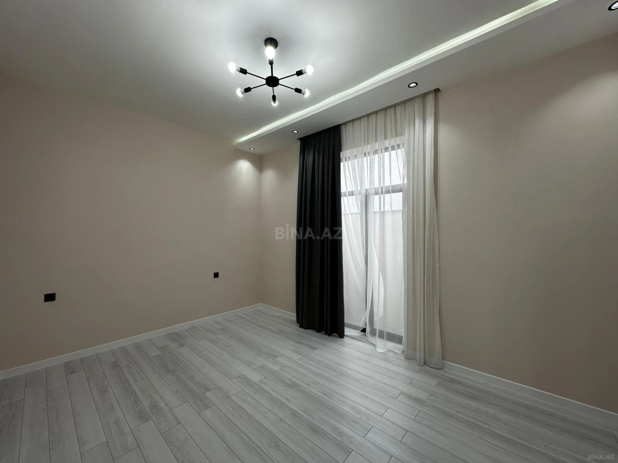 Satılır 4 otaqlı həyət evi 145 m²