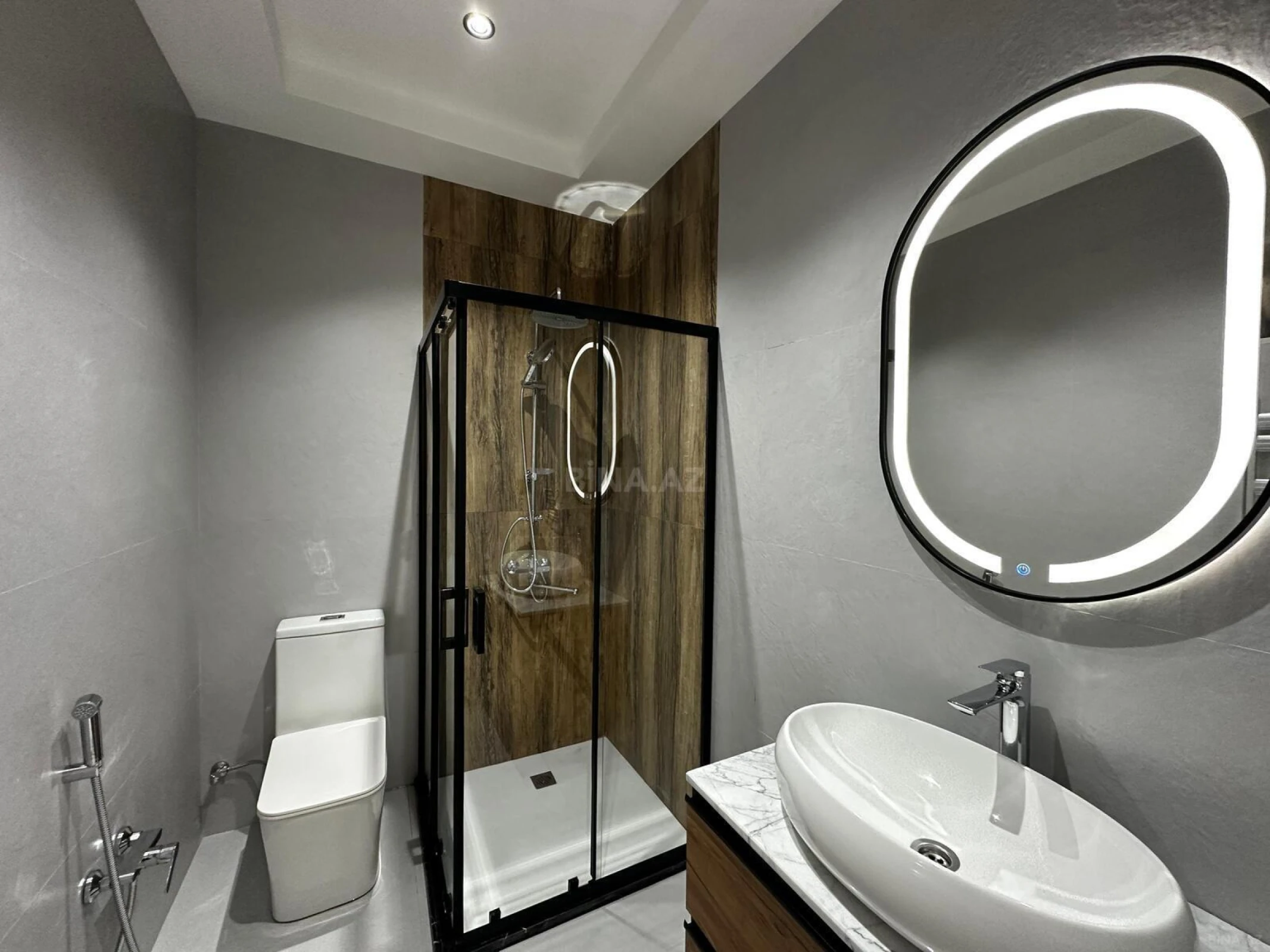 Satılır 4 otaqlı həyət evi 145 m²