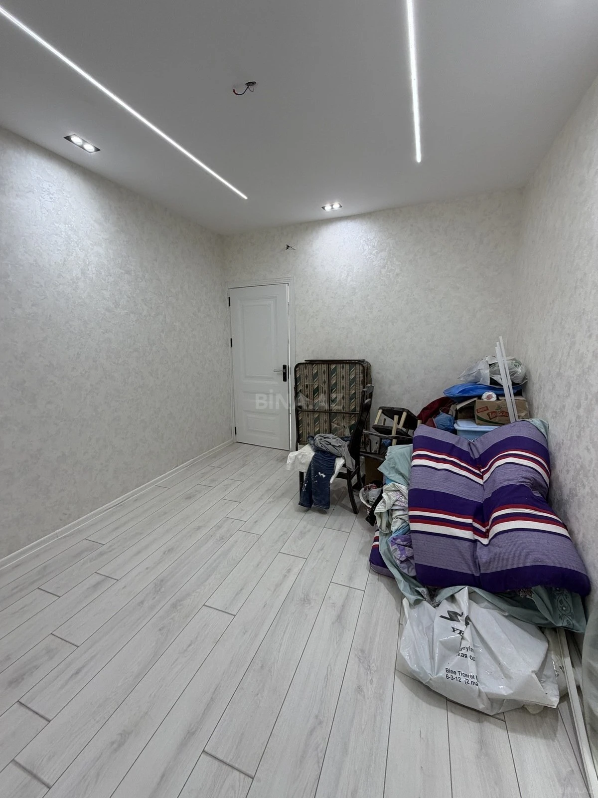 Satılır 3 otaqlı mənzil 75 m²