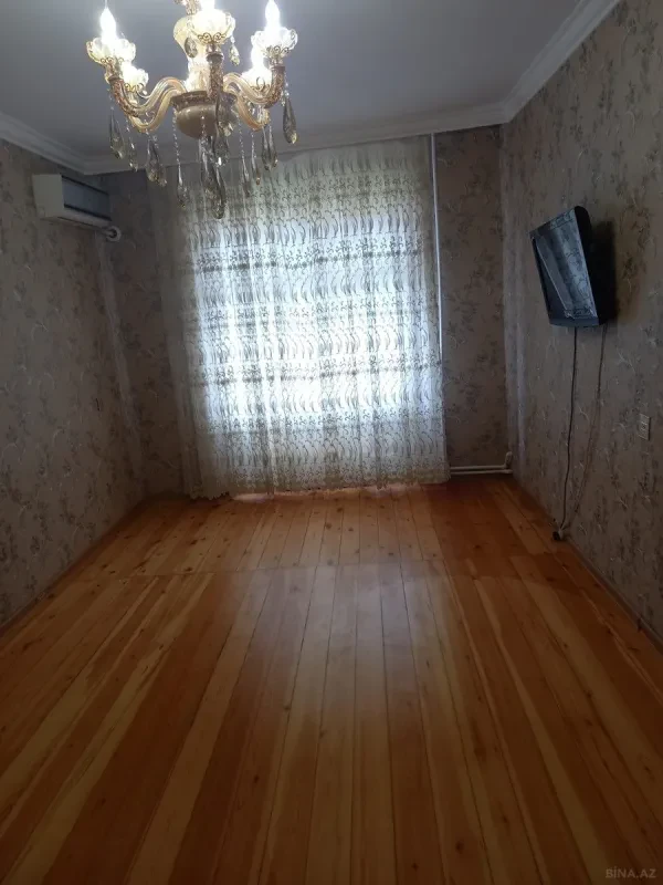 Satılır 2 otaqlı mənzil 68 m²