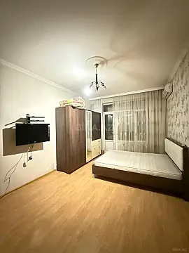 Kirayə verilir 1 otaqlı mənzil 60 m²