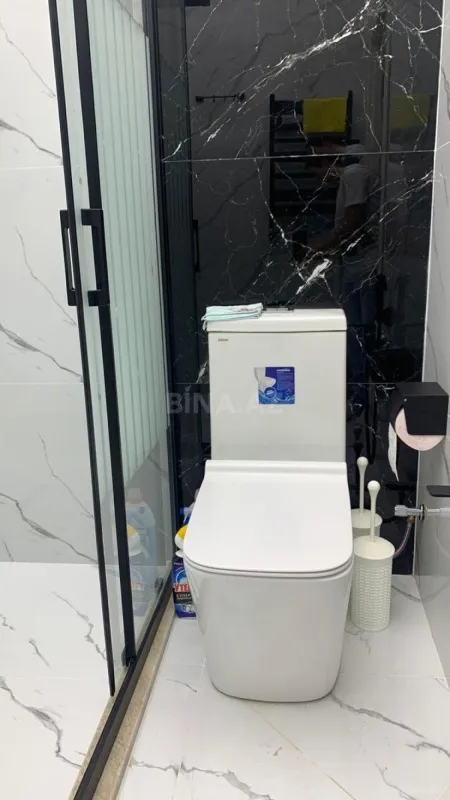 Kirayə verilir 2 otaqlı mənzil 80 m²