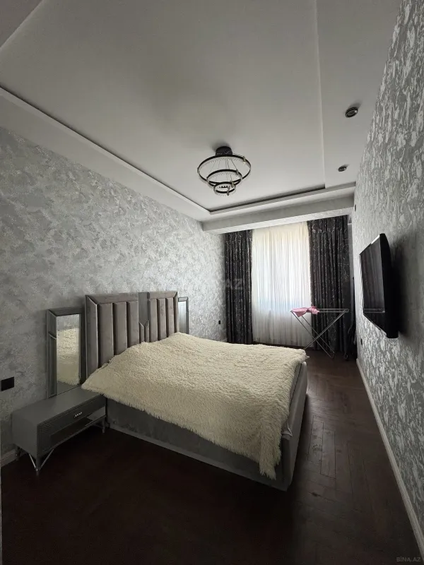 Kirayə verilir 2 otaqlı mənzil 80 m²