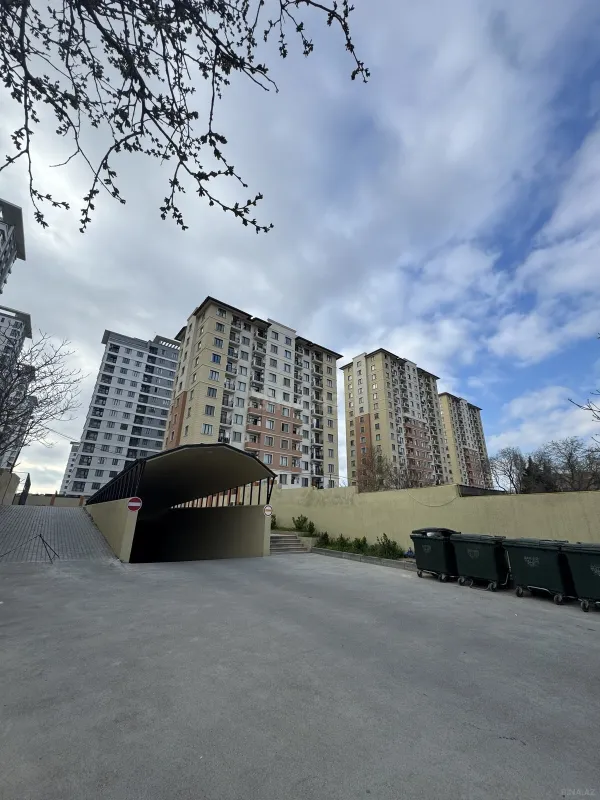 Kirayə verilir 2 otaqlı mənzil 80 m²