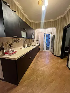 Satılır 3 otaqlı mənzil 95 m²