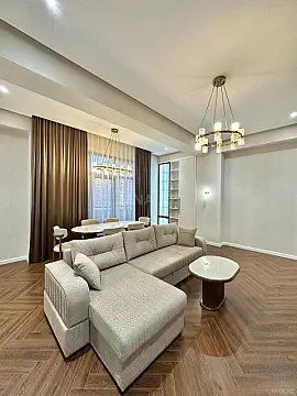 Satılır 3 otaqlı mənzil 125 m²