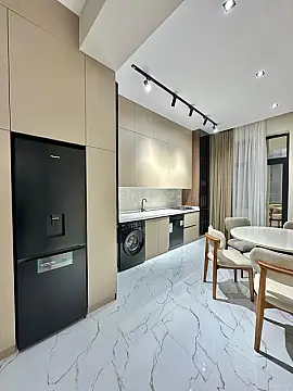 Satılır 3 otaqlı mənzil 125 m²