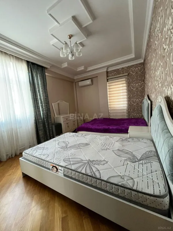 Kirayə verilir 3 otaqlı mənzil 150 m²