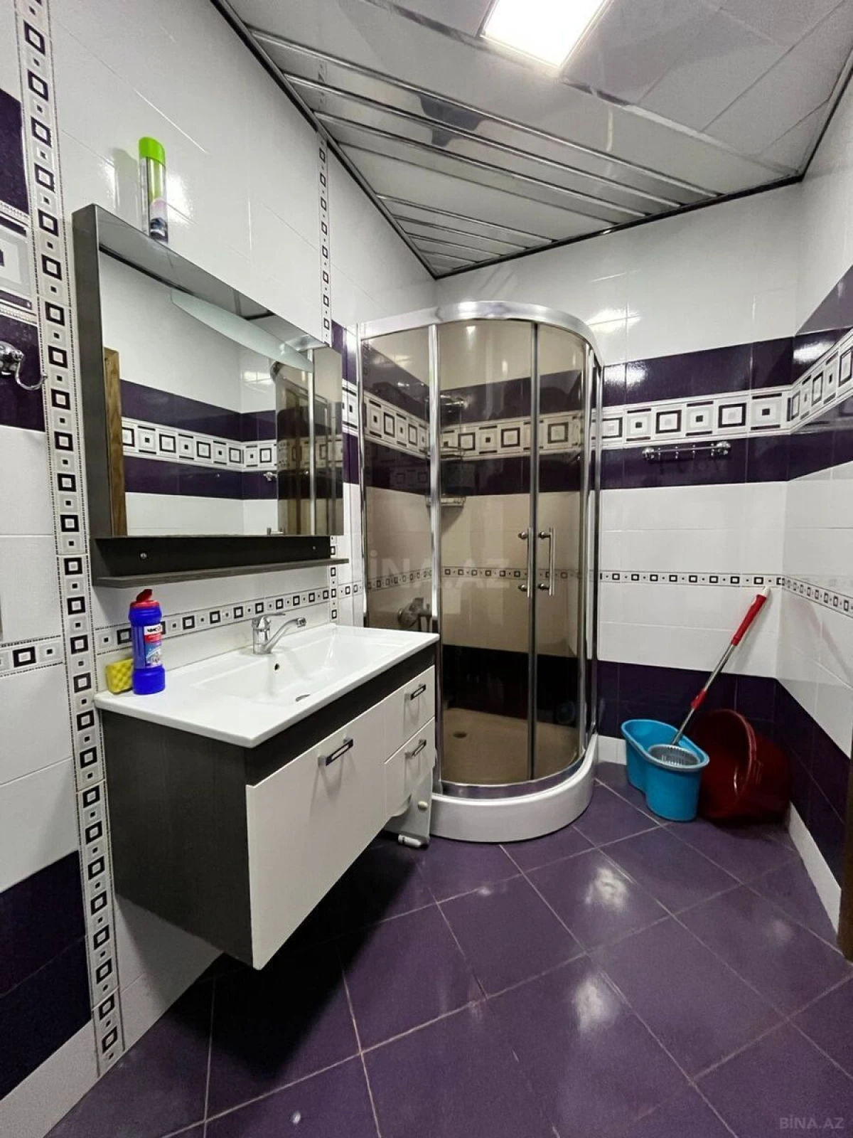 Kirayə verilir 3 otaqlı mənzil 150 m²