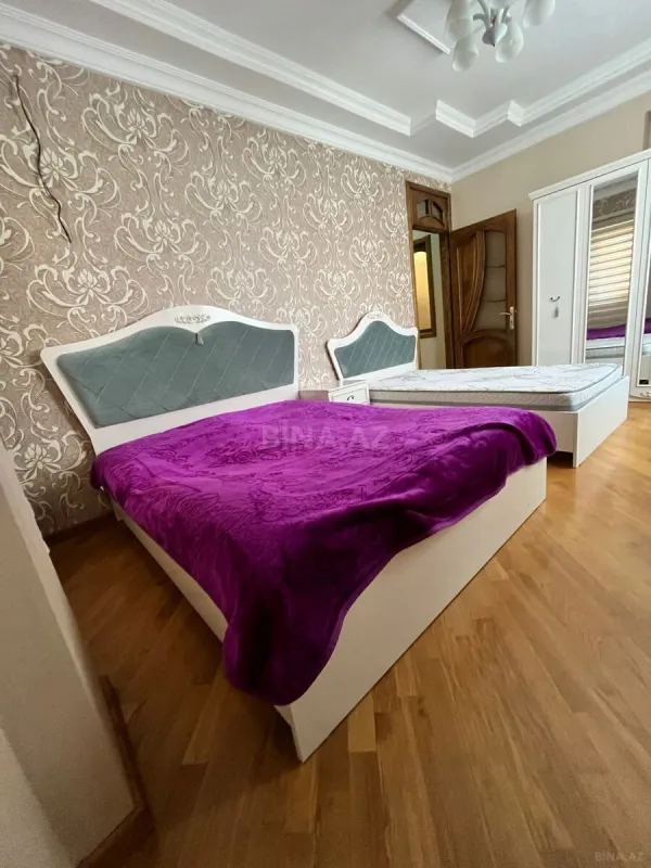 Kirayə verilir 3 otaqlı mənzil 150 m²