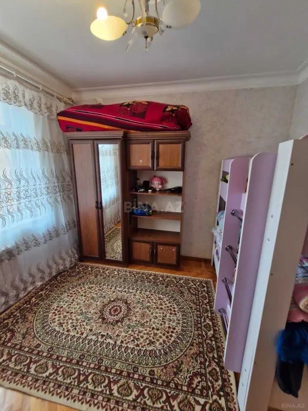 Satılır 5 otaqlı mənzil 125 m²