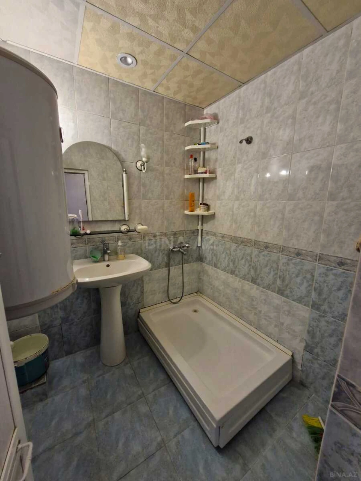 Satılır 5 otaqlı mənzil 125 m²