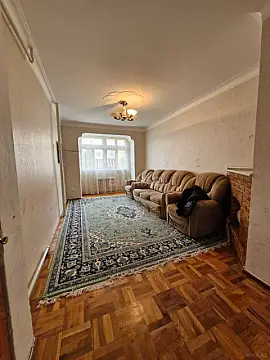 Satılır 5 otaqlı mənzil 125 m²