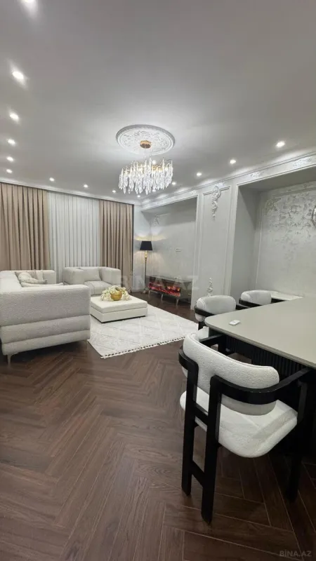 Kirayə verilir 3 otaqlı mənzil 151 m²