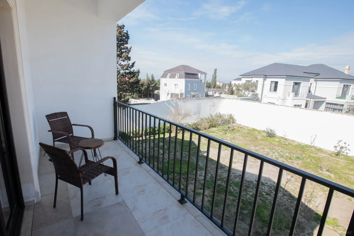 Satılır 4 otaqlı həyət evi 161 m²
