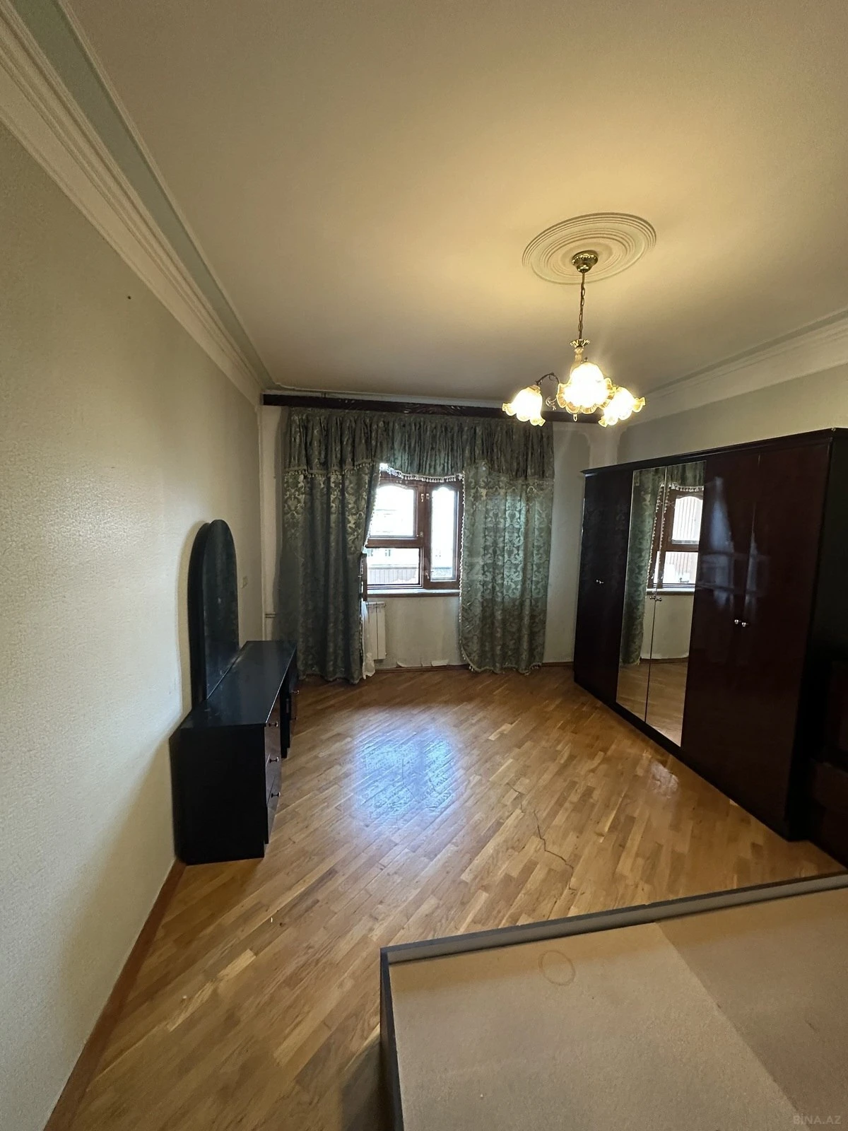 Satılır 3 otaqlı mənzil 85 m²