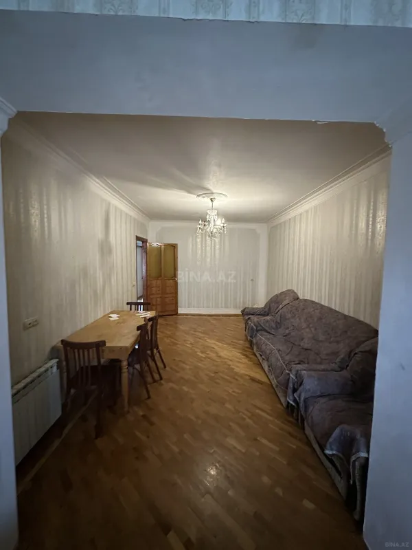 Satılır 3 otaqlı mənzil 85 m²