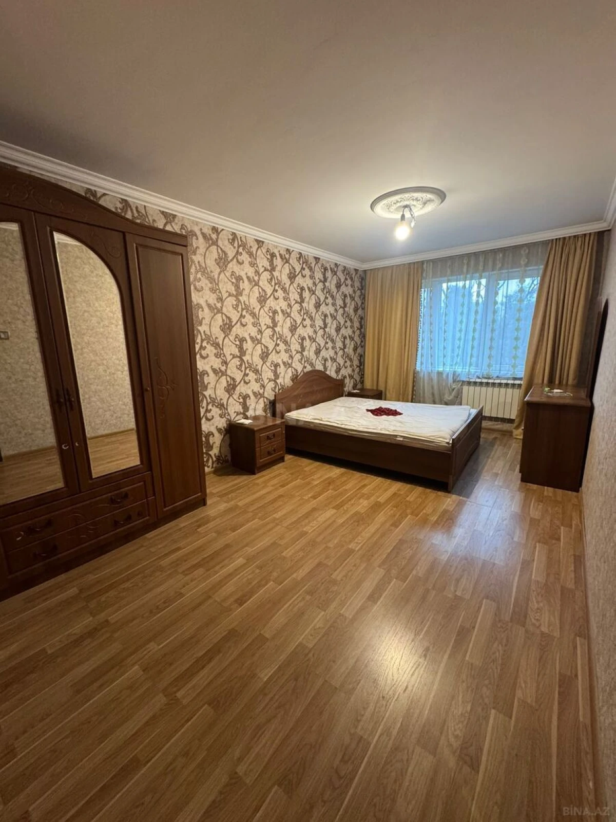 Kirayə verilir 3 otaqlı mənzil 90 m²