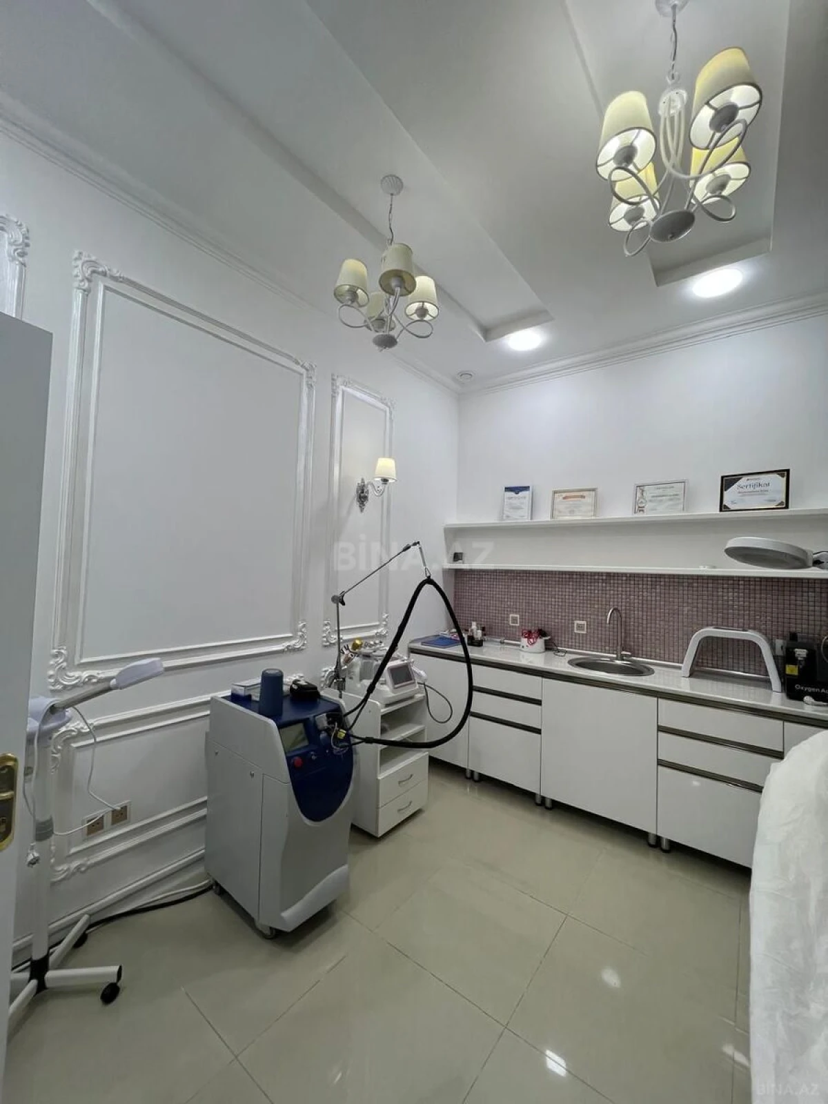 Satılır obyekt 100 m²