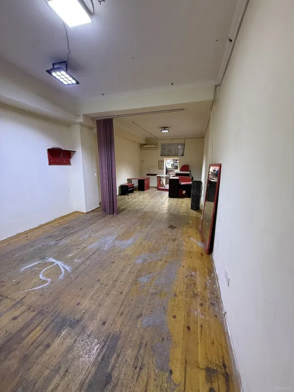 Satılır obyekt 50 m²