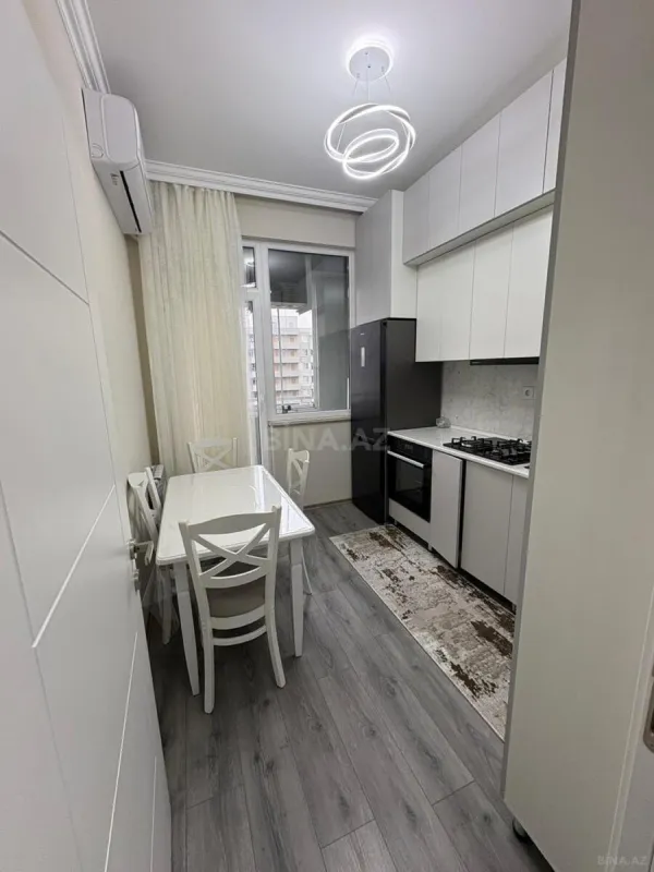 Kirayə verilir 2 otaqlı mənzil 62 m²