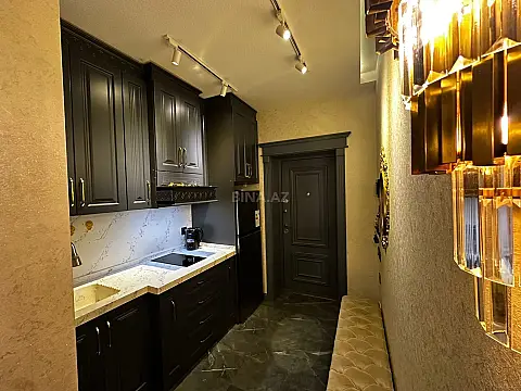 Satılır 3 otaqlı mənzil 71 m²